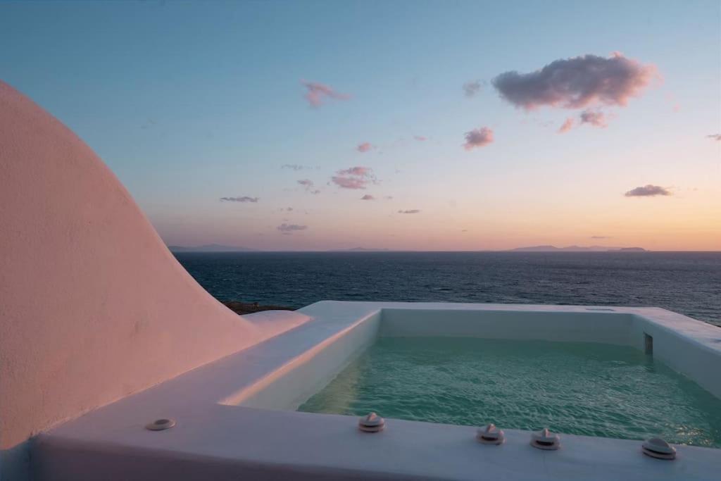 Santorini Sea View Apartments Vourvoúlos エクステリア 写真
