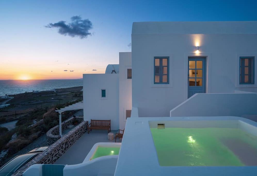 Santorini Sea View Apartments Vourvoúlos エクステリア 写真